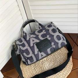 Picture of Marc Jacobs Handbags _SKUfw234185072fw